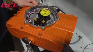 ¿Cómo reparar la desconexión del actuador eléctrico?